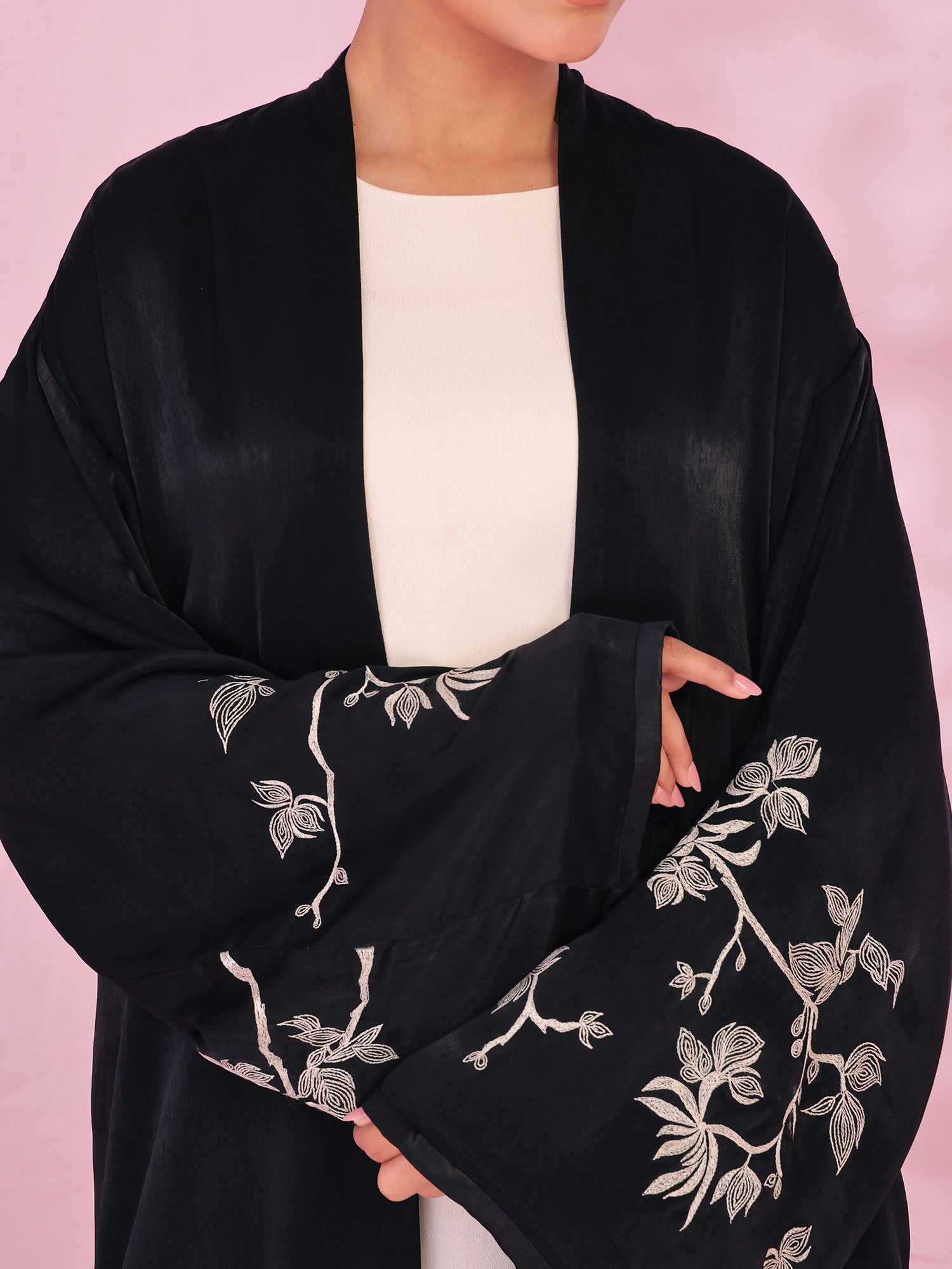 Kiku Charm kimono