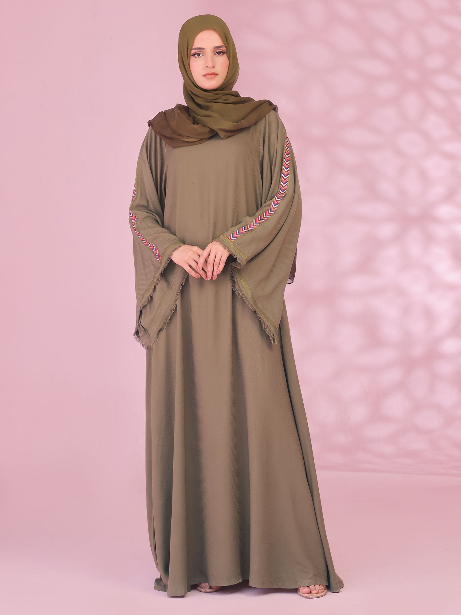 Tetreez Essence Abaya