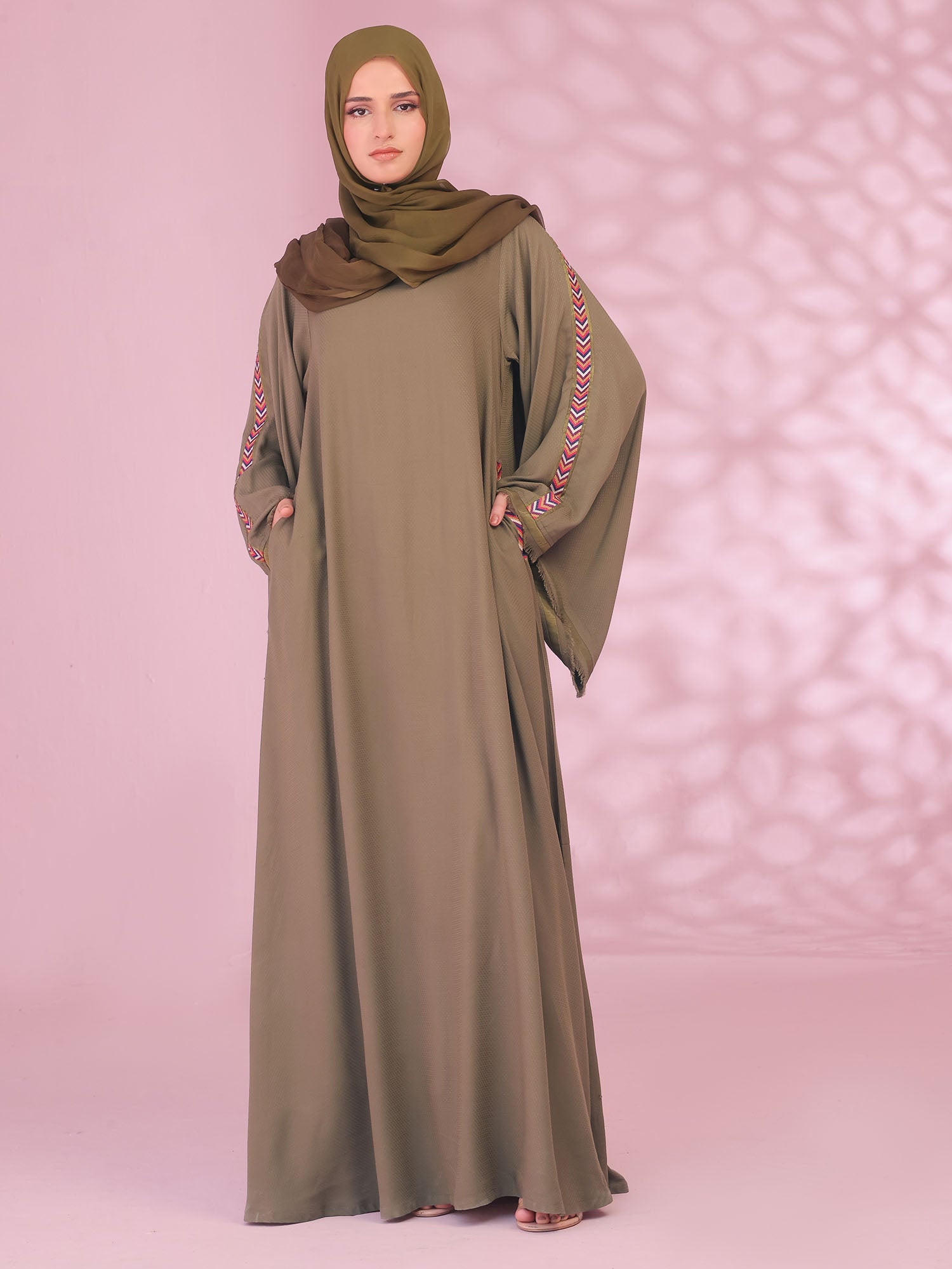 Tetreez Essence Abaya