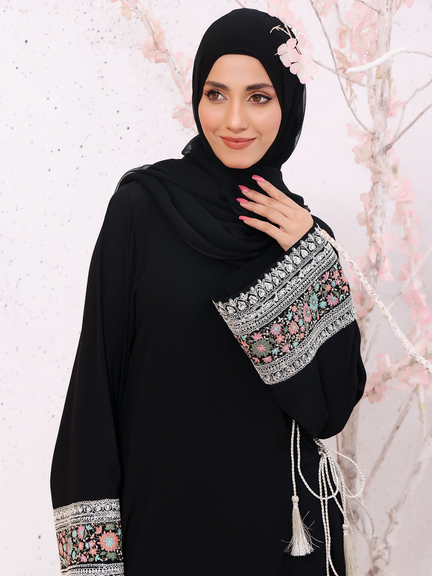 REVERIE Abaya