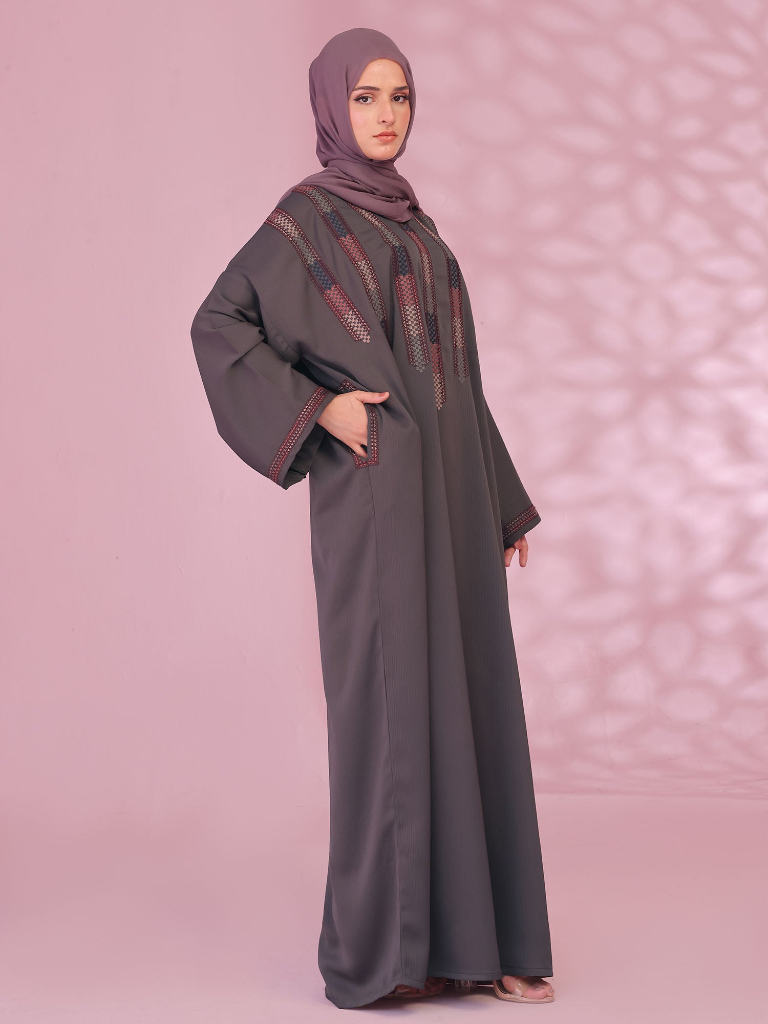 Tetreez Whisper Abaya
