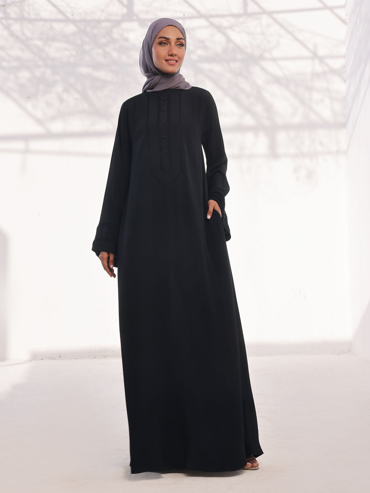 Abaya Ageless Allure