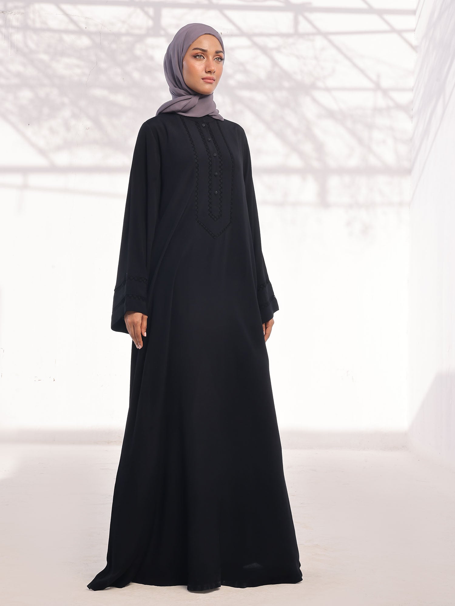 Abaya Ageless Allure