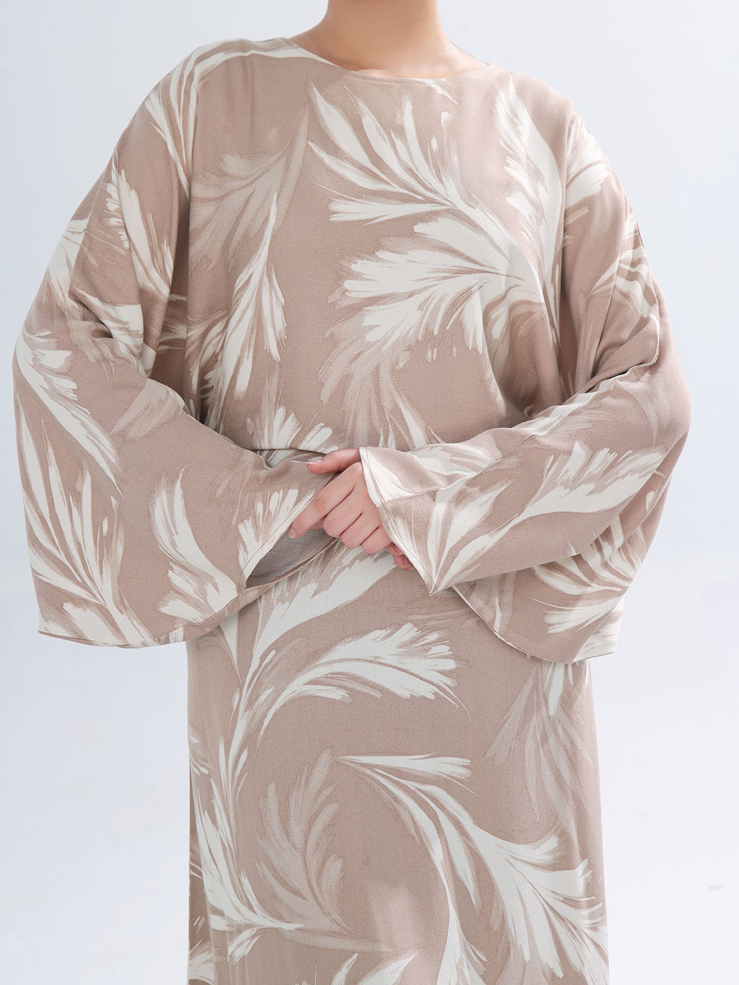 Espresso Bloom - Printed Abaya