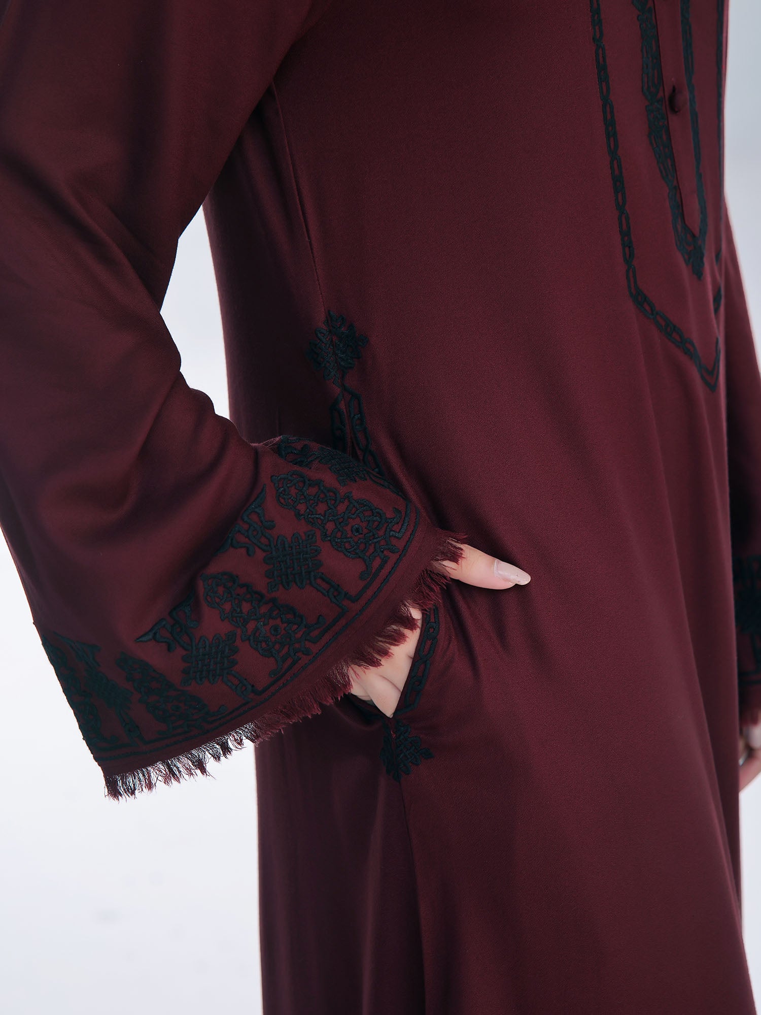 Geometrical Garnet Abaya