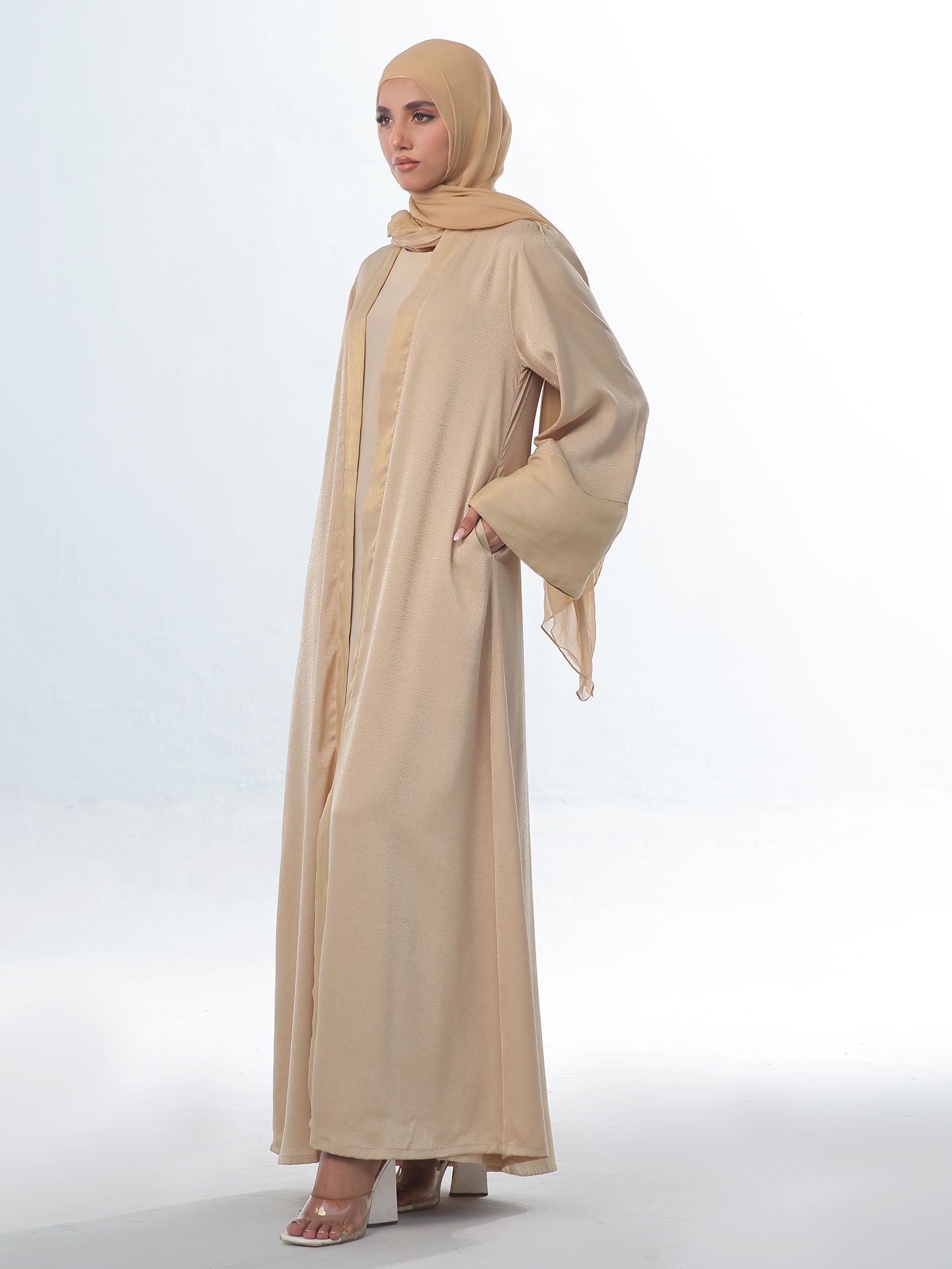 Glimmering Grace - Kimono