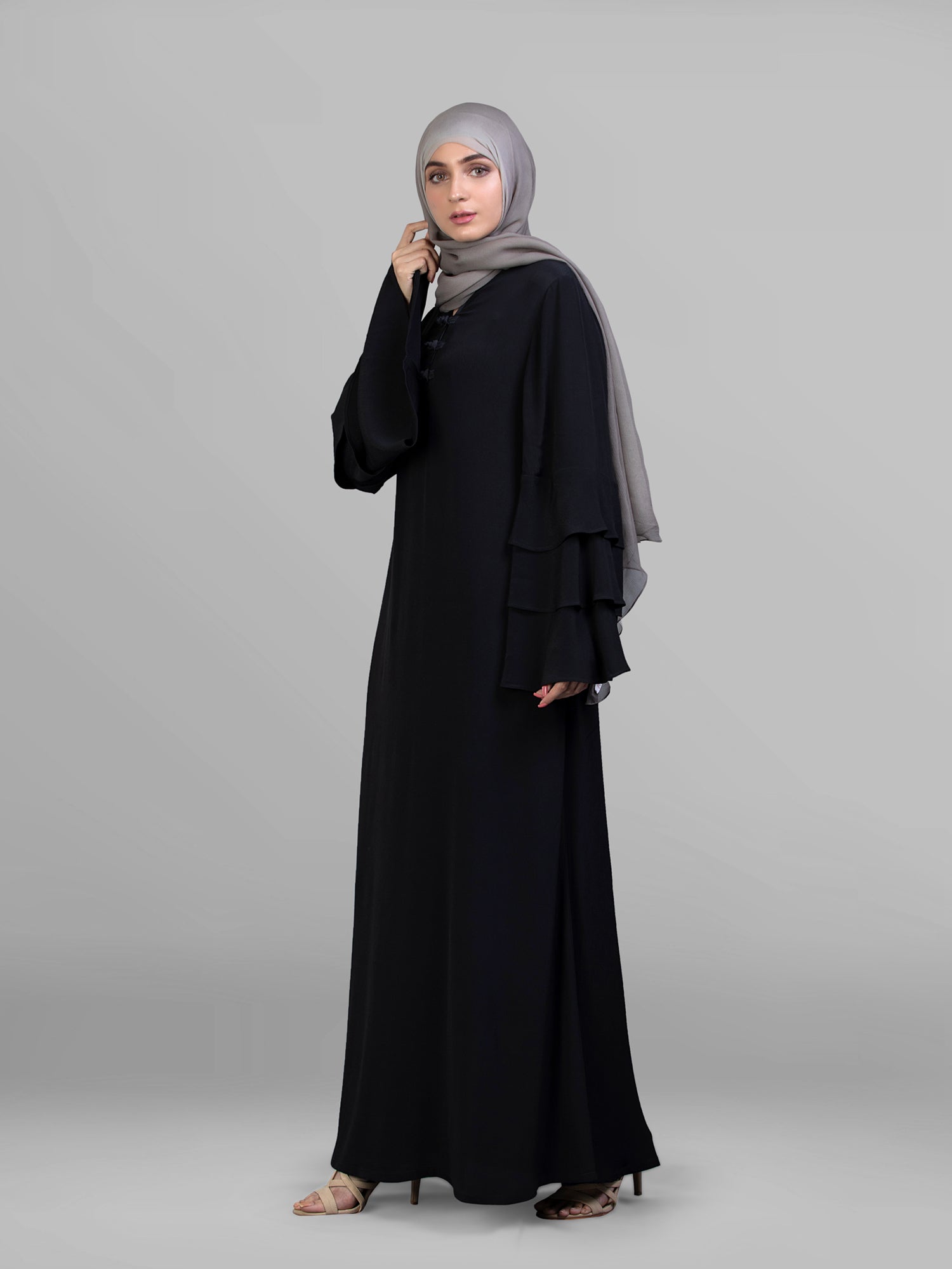 Gown Town Black Abaya