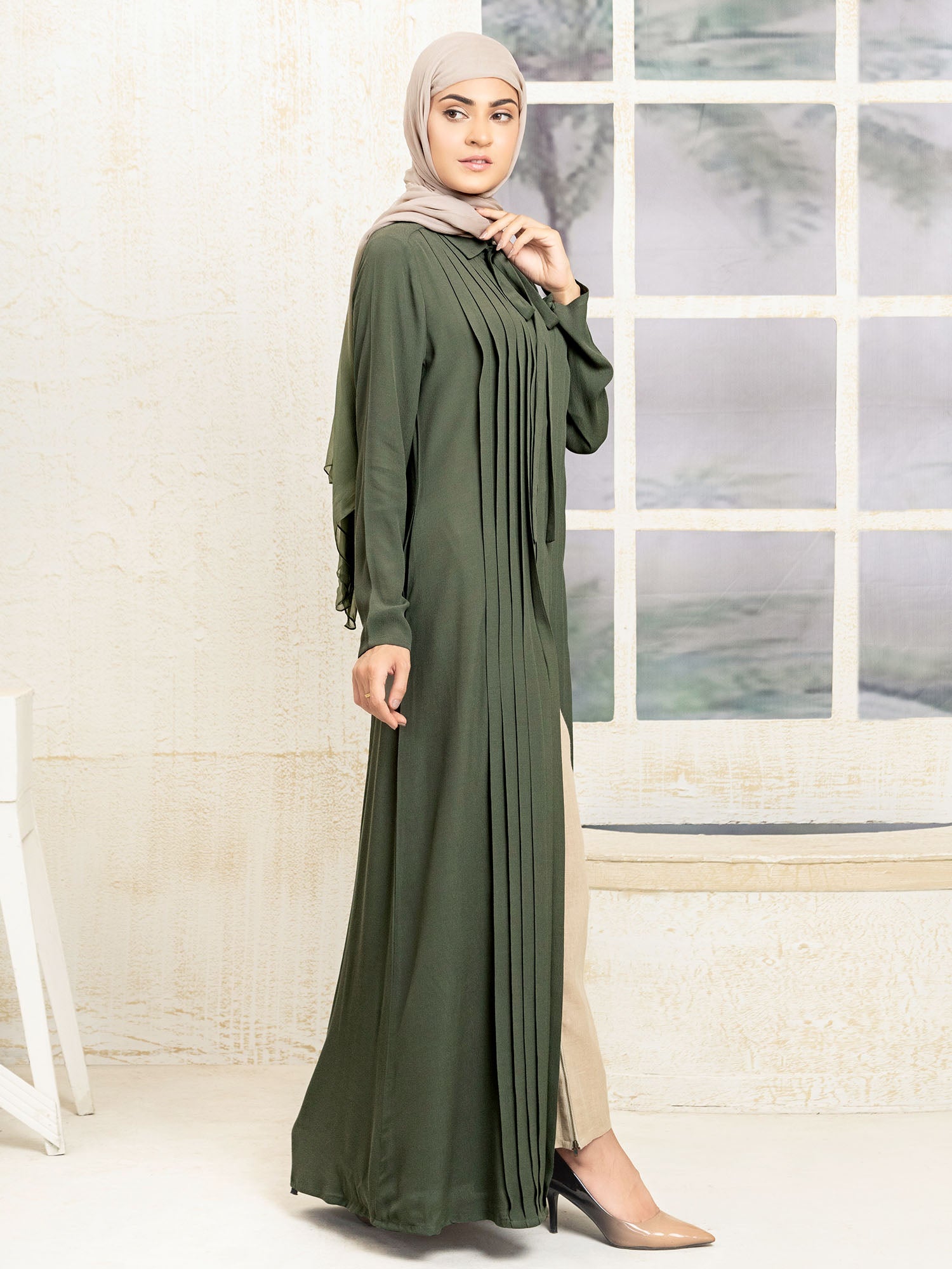 Abaya Tuck up-Olive