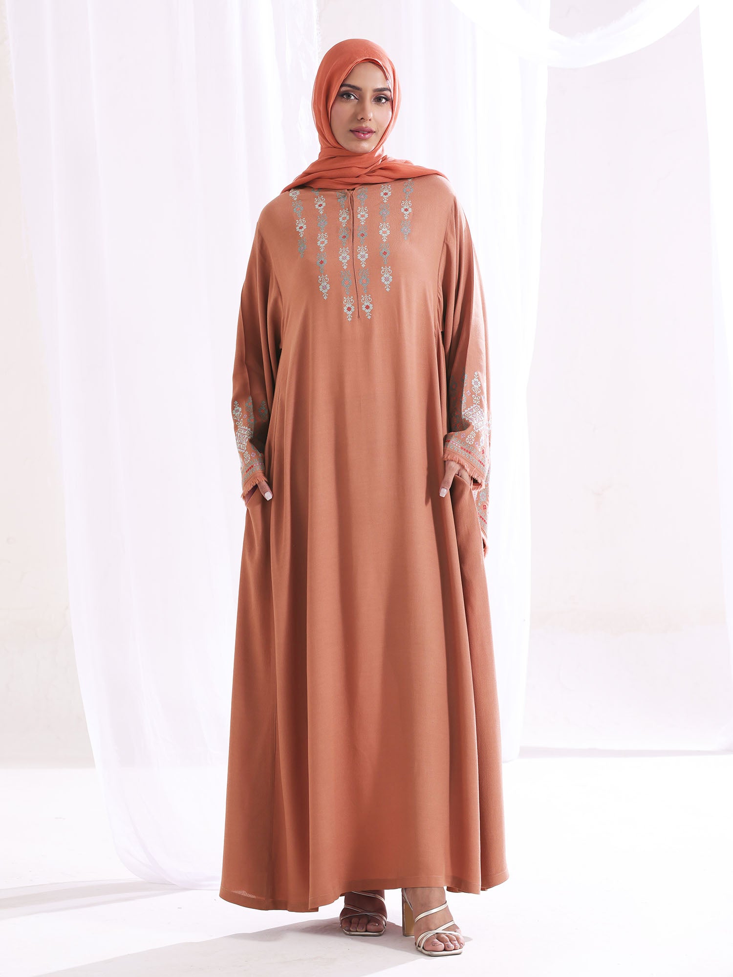 Sarou Heritage Abaya