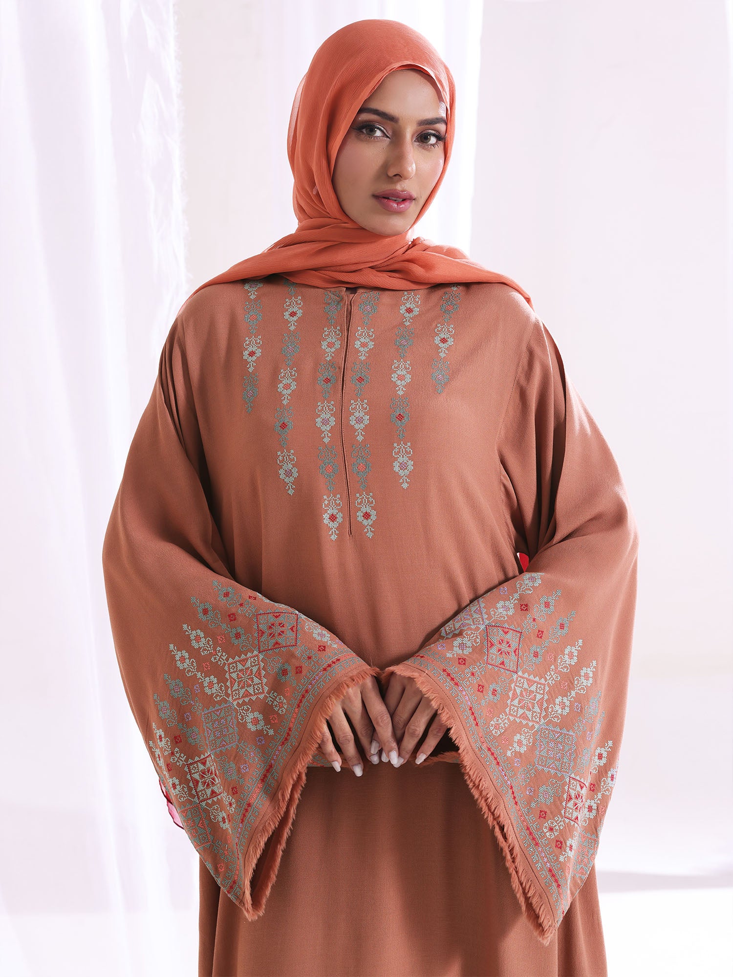 Sarou Heritage Abaya
